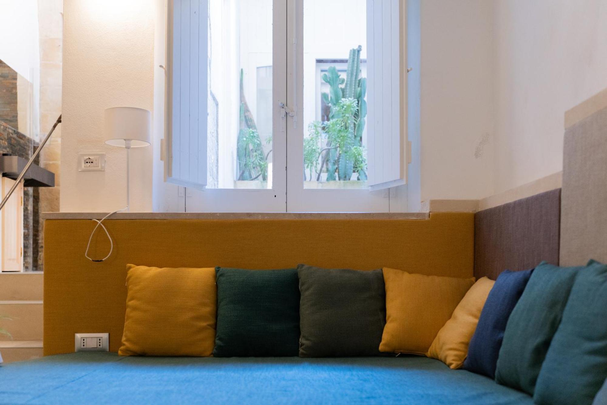 Dimora Barocca Luxury Suites Lecce Exterior foto